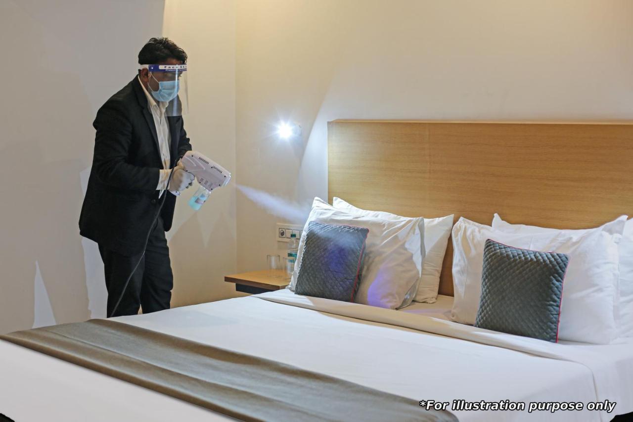 Hotel O Shivam Guest House New Delhi Buitenkant foto