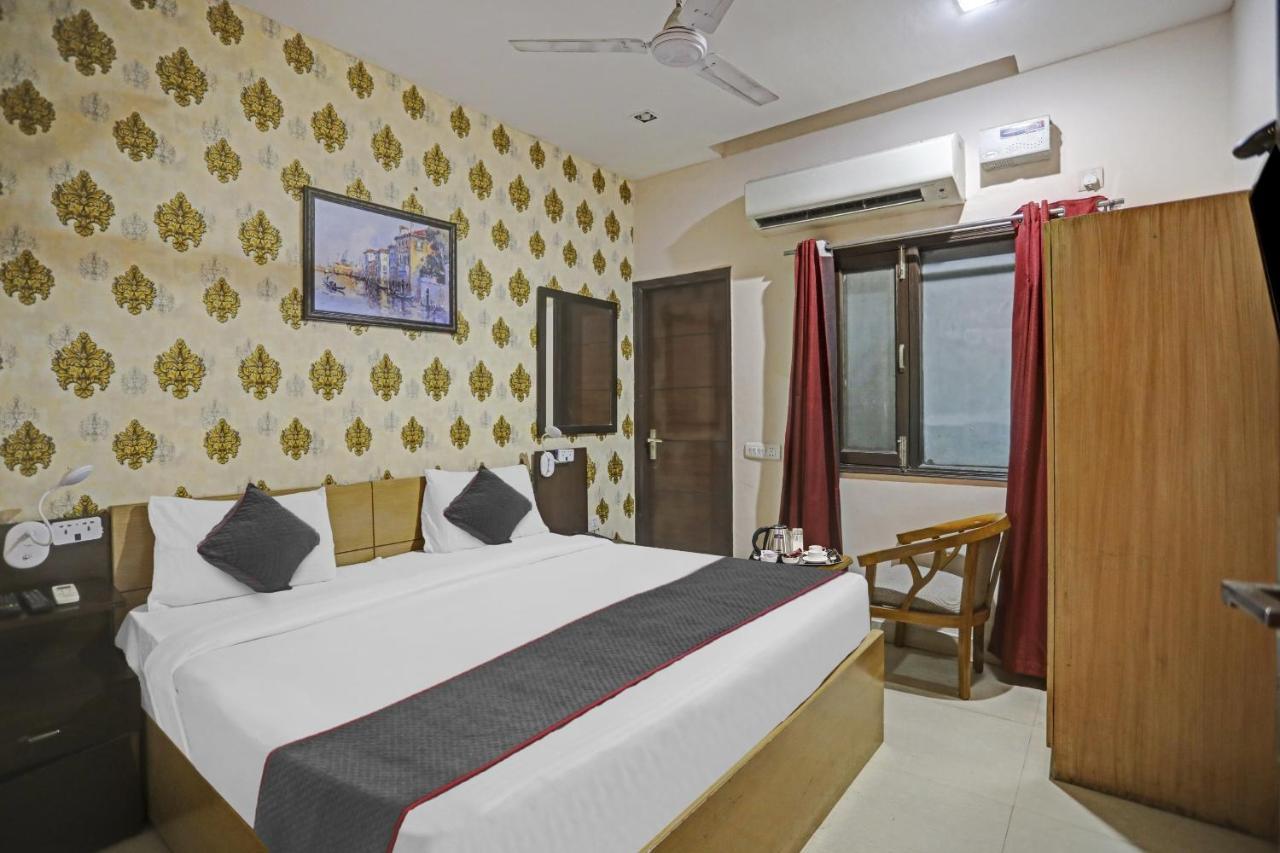 Hotel O Shivam Guest House New Delhi Buitenkant foto