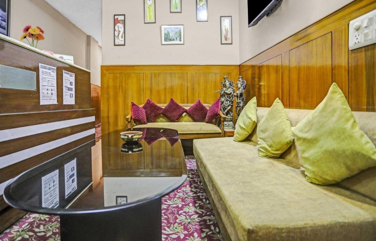 Hotel O Shivam Guest House New Delhi Buitenkant foto